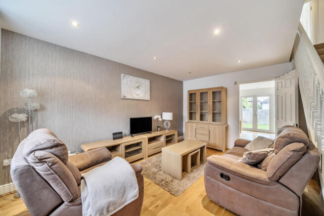 1364039-10-68e7e2...