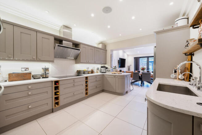 1386838-20-693329...