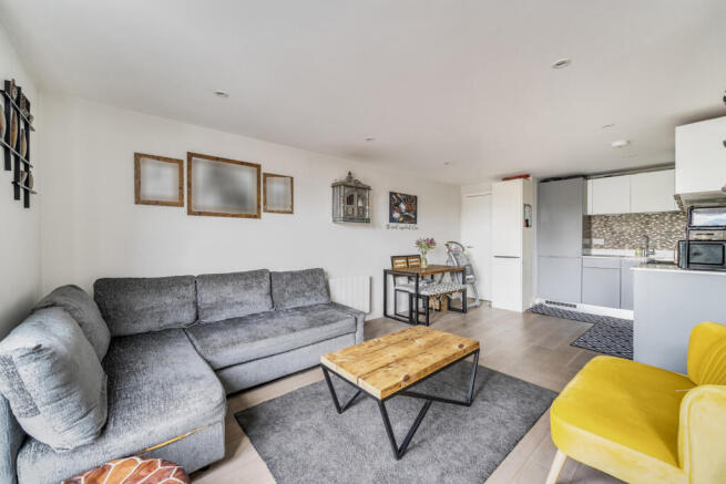 1342090-13-68ad99...