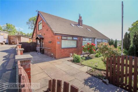 Cross Street, Springhead, Saddleworth, OL4