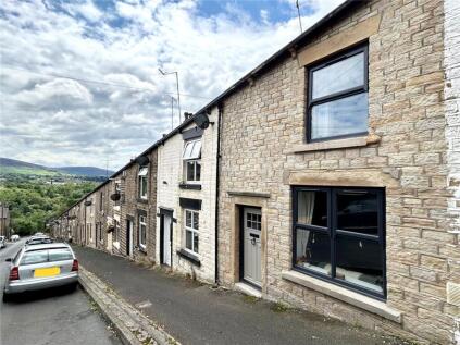 New Earth Street, Mossley, OL5