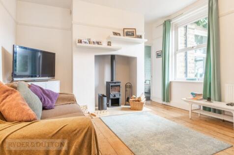 Grains Road, Delph, Saddleworth, OL3