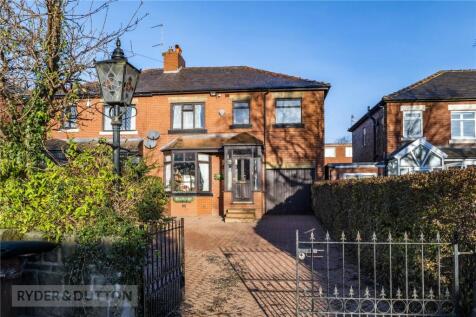 Oldham Road, Grasscroft, OL4