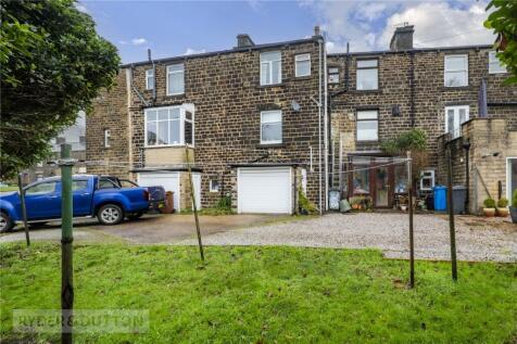 Chew Valley Road, Greenfield, Saddleworth, OL3