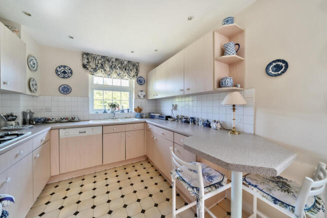 1311668-14-6852a6...