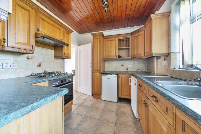 1312921-11-685ec6...