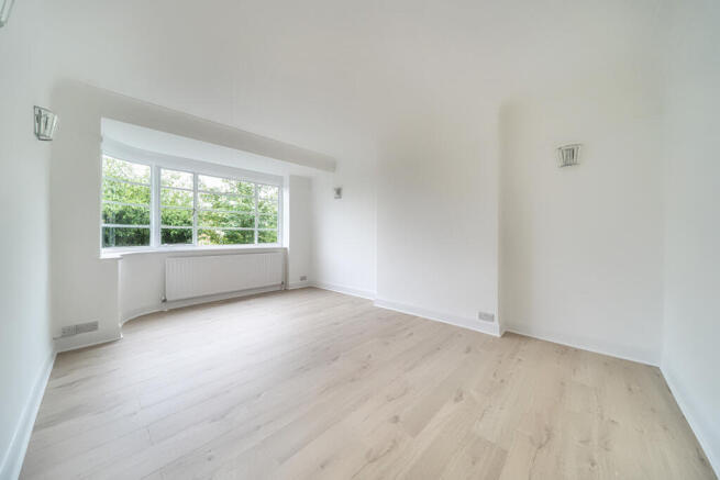 1332353-5-688b33b...