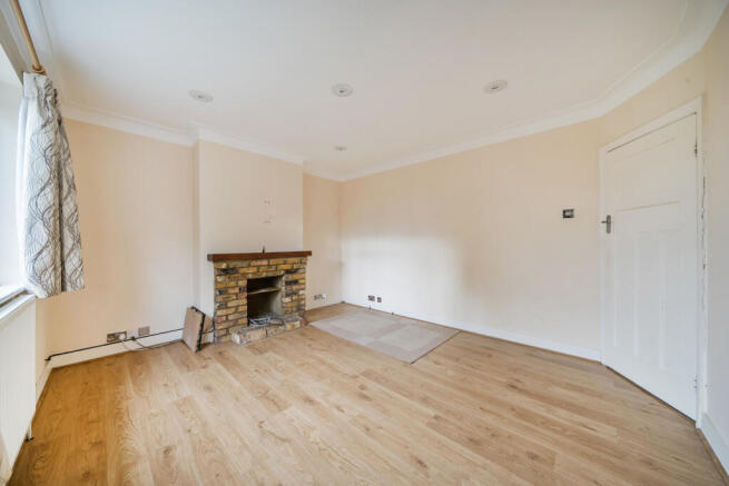 1368835-19-68ece4...