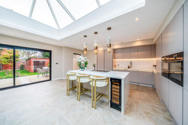 1350226-4-68c30ed...