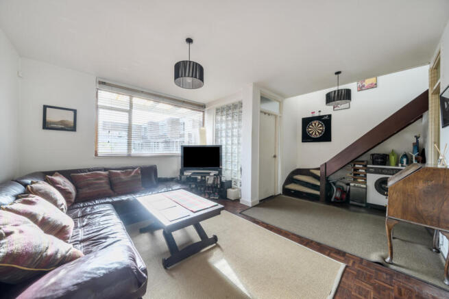 1357343-8-68d263e...