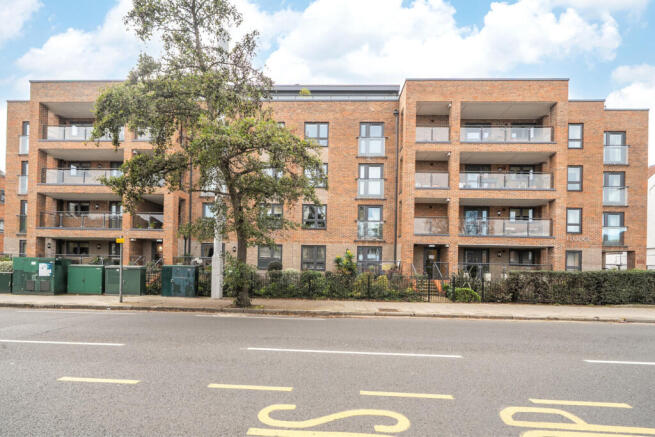 1382852-2-691c73a...