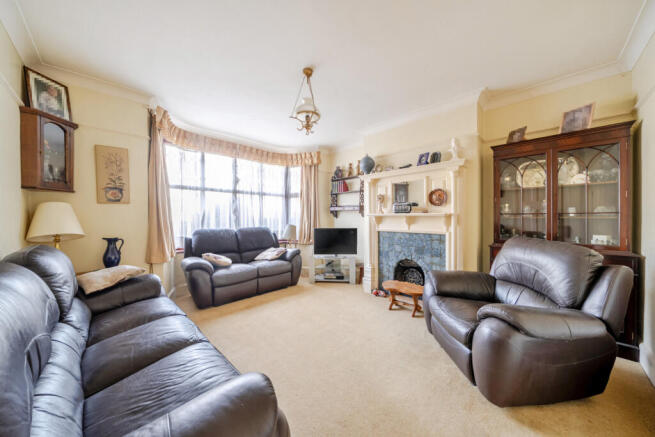 1383748-17-691dc4...