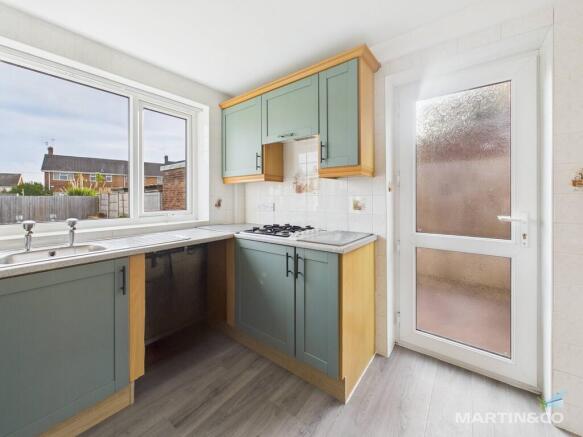 CAM03111G0-PR0402...