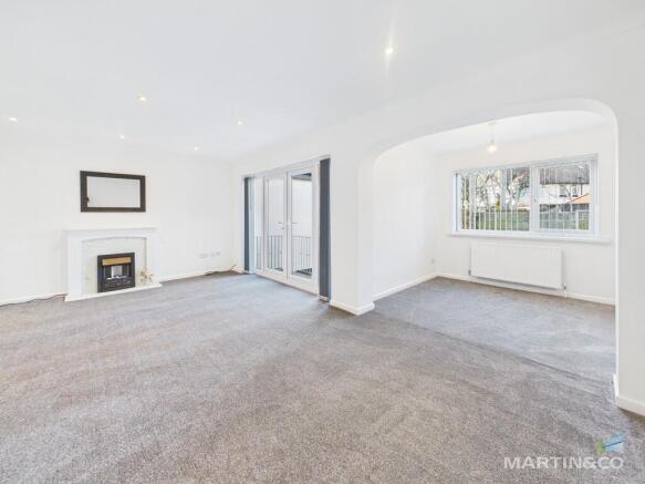 CAM03111G0-PR0422...