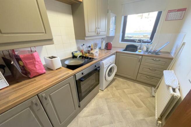 Modern fitted kitche