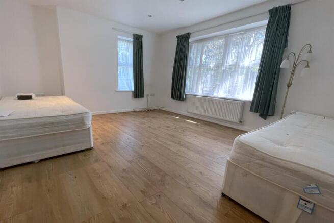 Lounge+with+double+a