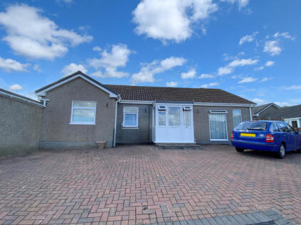 Polwithen Drive, Carbis Bay, TR26 2SS