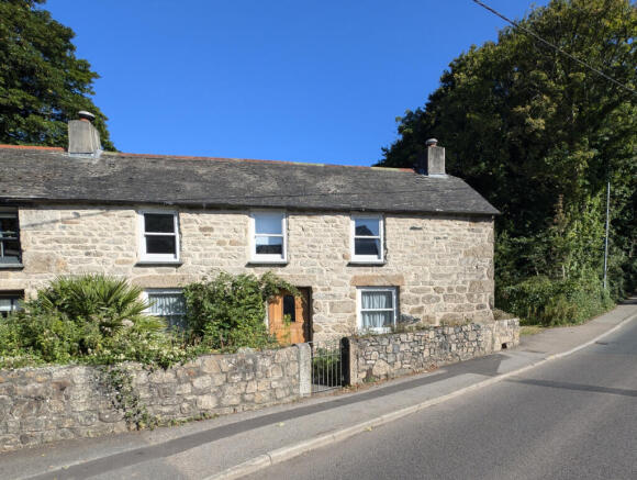 4/5 Bedroom Semi-Detached House for Sale