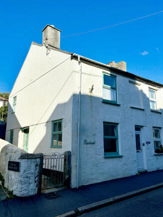 2 Bedroom End Of Terrace House for Sale
