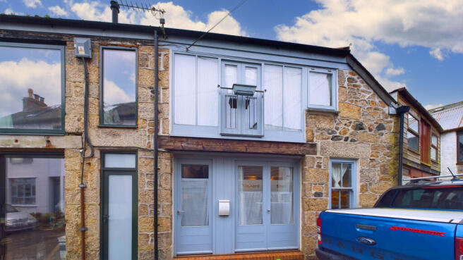 1 Bedroom Maisonette for Sale