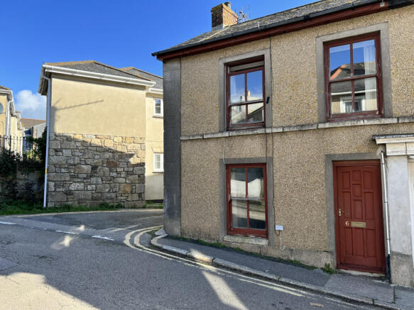 2 Bedroom End Terraced House for Sale
