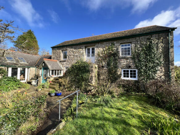 3 Bedroom Detached House for Sale