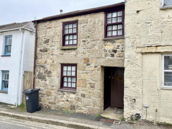 1 Bedroom Mid Terrace Cottage for Sale