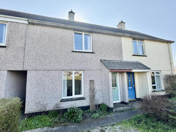 2 Bedroom Mid Terrace House for Sale