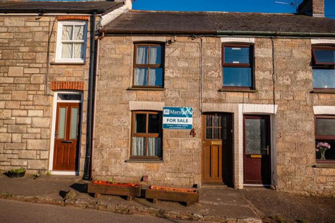 3 Bedroom Mid Terrace House for Sale