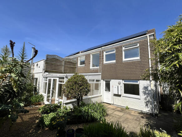 3 Bedroom Semi-Detached House for Sale