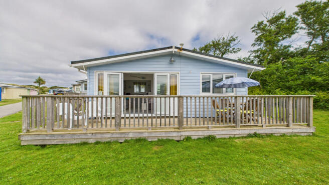 2 Bedroom Bungalow for Sale