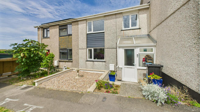 3 Bedroom Mid Terraced House for Sale