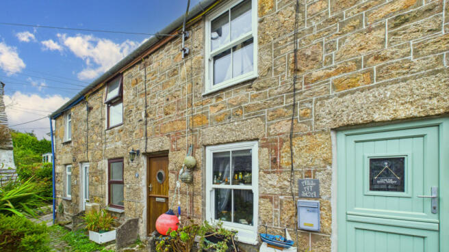 1 Bedroom Mid Terraced House for Sale