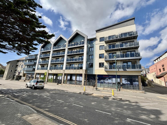 1 Bedroom Apartment for Sale