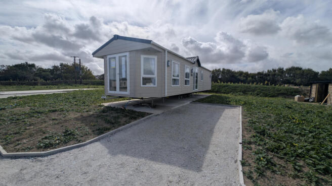 2 Bedroom Park Home for Sale