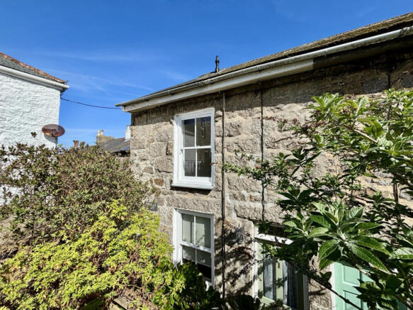 2 Bedroom End Terraced House for Sale