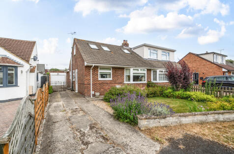 Barcelona Crescent, Wroughton, Swindon, SN4
