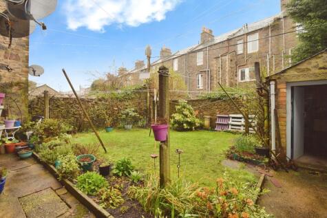 Hollybank Place, Aberdeen, AB11