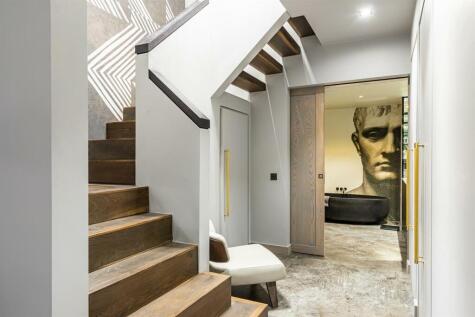 Porteus Place, London, SW4