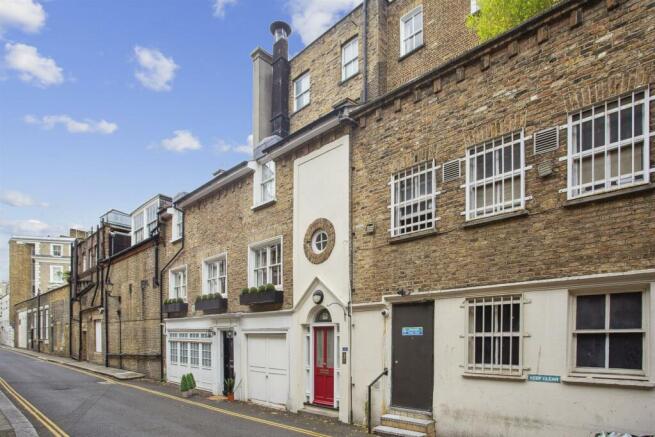 77462_Flat 2 19 Stanhope Mews West(2)_low.jpg