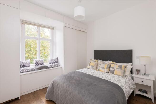 Flat 2, 24 Nevern Place Lo-11.jpg
