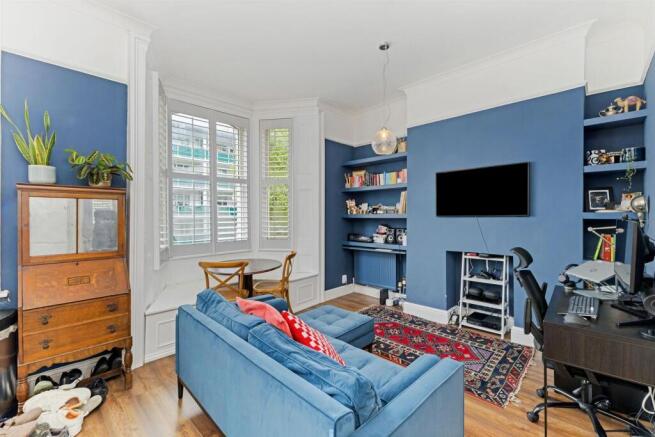 90649_11c Cornwall Crescent  (7)_low.jpg