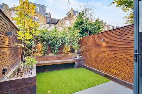 Broughton Road, London, SW6