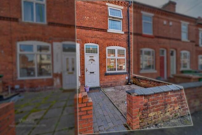 © Webbs Estate Agents © (24 of 28) copy.jpg
