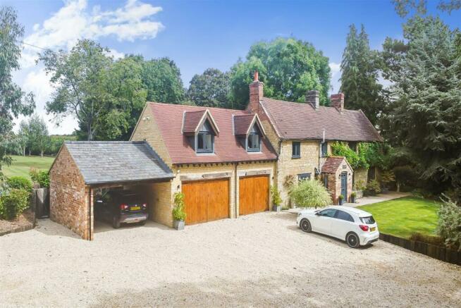 Cuttle Mill Bank Cottage, Paulerspury