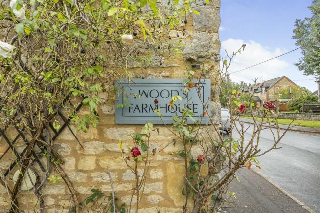 Woods Farmhouse,  Potterspury