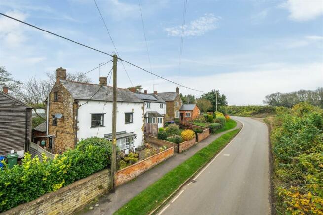 Quinbury Cottage, 35 Quinbury End, Blakesley