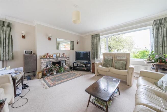 39 High Street, Whittlebury