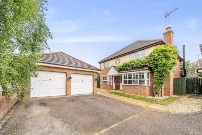 38 Graham Hill Road,Towcester