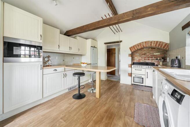 The White Cottage, 21 Wappenham Road, Abthorpe